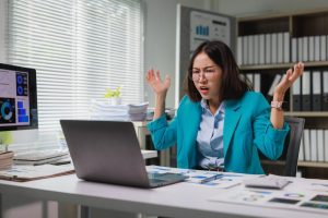 7 Signs Your Office Computers Are About to Fail